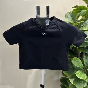 Black Women’s Active Crop Top